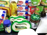 توزيع سلات وطرود غذائية ضمن مشروع “رمضان الخير 5”